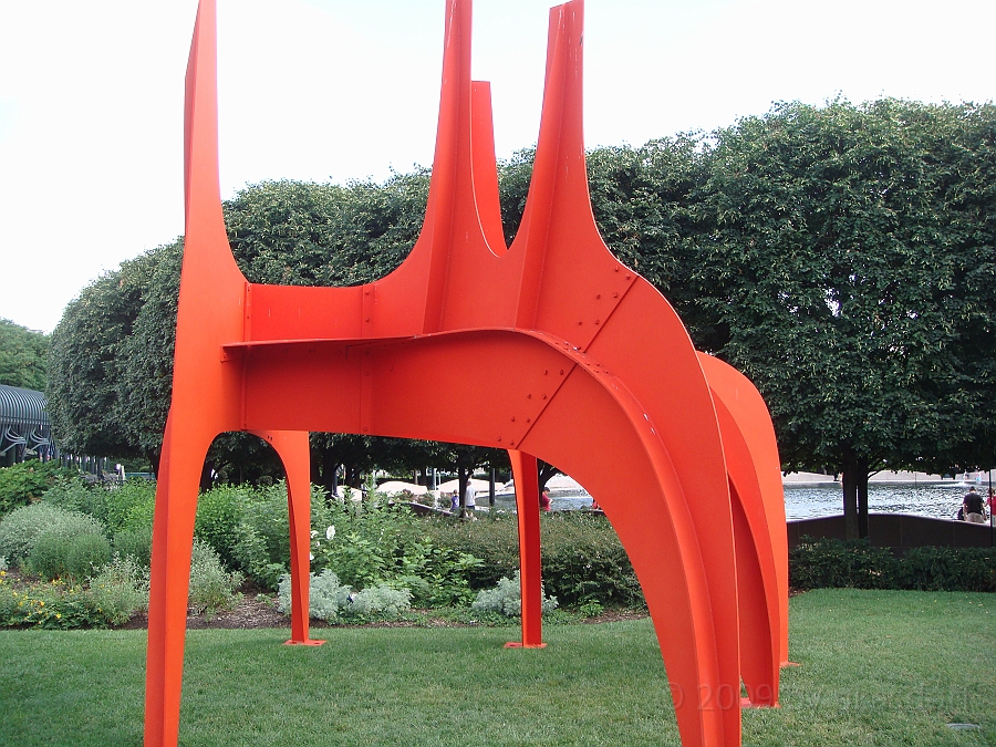 Washington DC [2009 July 03] 042.JPG - Scenes from The National Gallery of Art Sculpture Garden